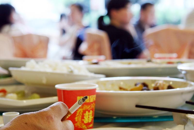你如何看待四川的禁烟令个人觉得四川的禁烟令当然是好的！作为我们不抽烟的人的来说，