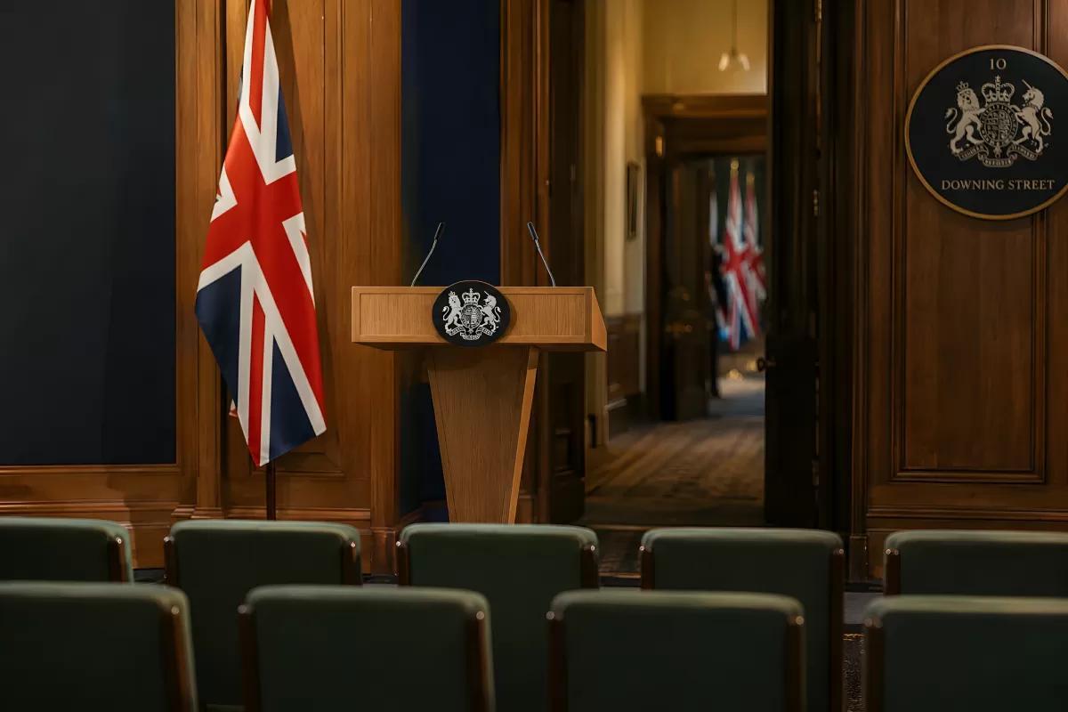 一、英国新首相正式出任的准确时间:
 
当地时间2026年7月20日完成全部法定