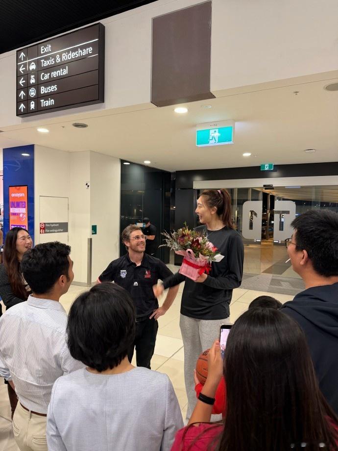 韩旭：同胞的热情迎接让我很感动 我也即将开启小强旭的WNBL之旅