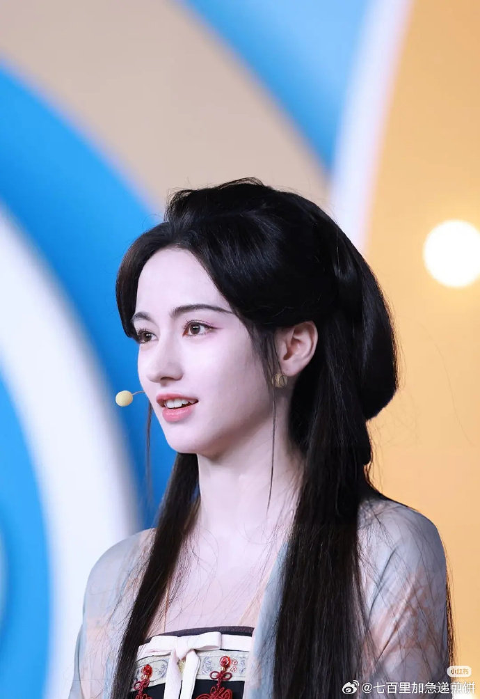 李宛妲搭杨洋杨洋李宛妲合作 李宛妲搭杨洋，期待合作！等一个官宣 