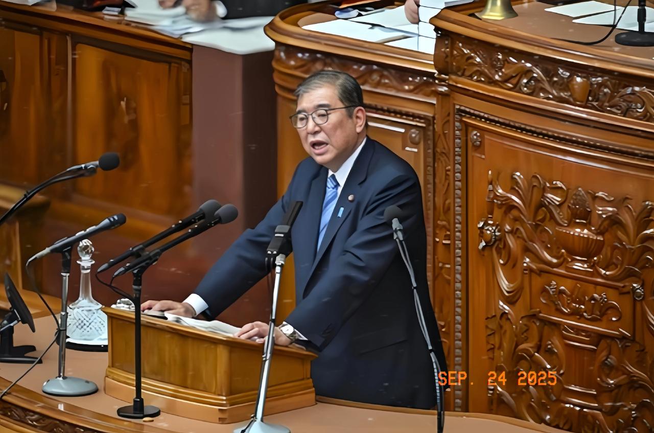 当地时间9月23日，日本首相石破茂在联大讲话谈到历史问题时，他的基本意思是:二战