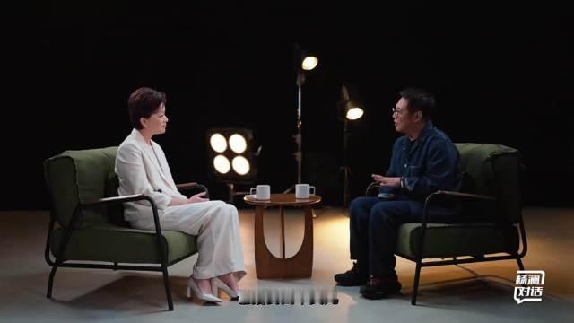李连杰和女儿Jada做了档对话节目《SO BE IT》，意思是放下执念。他说，这辈子最难的不是打赢别
