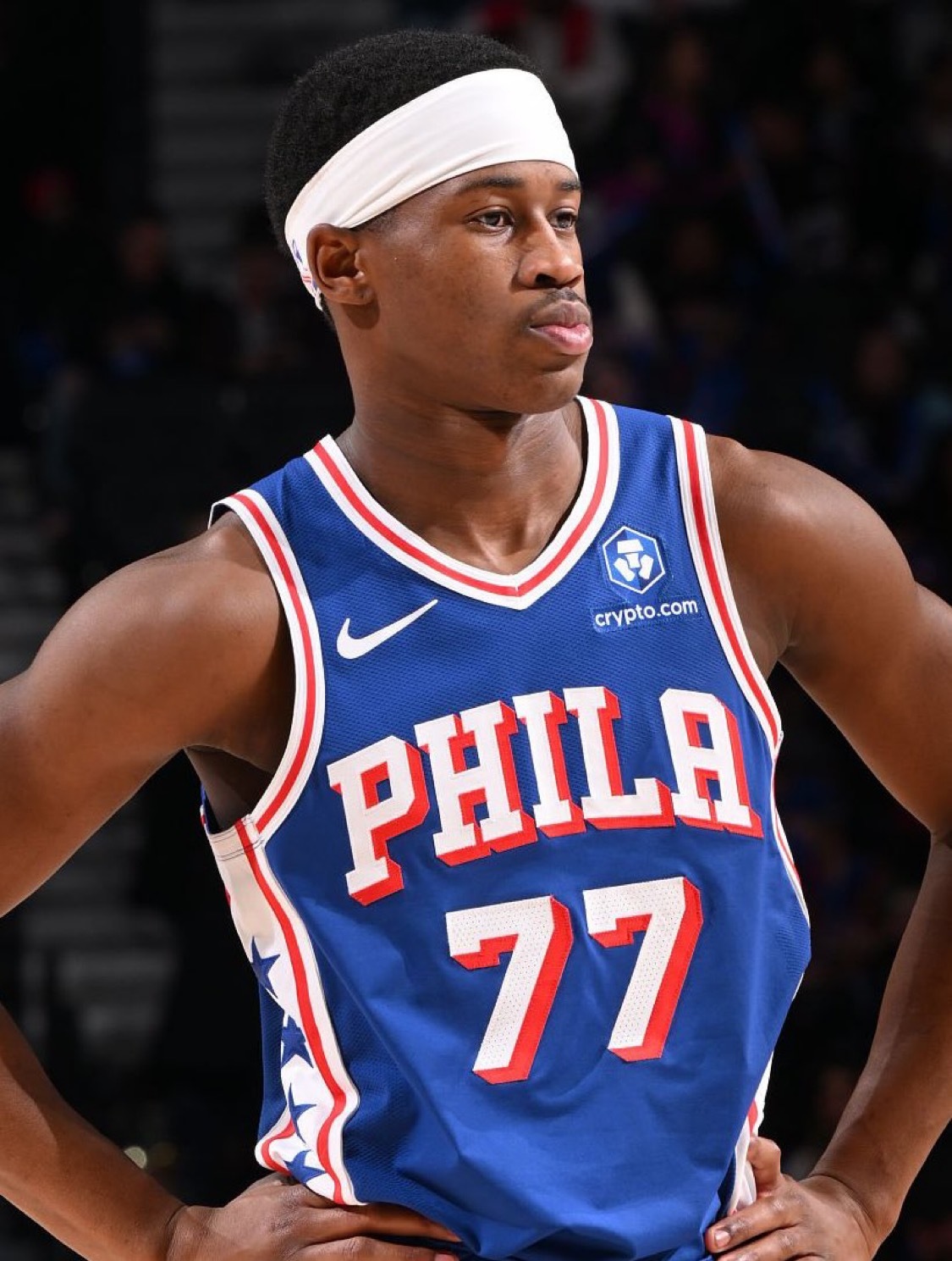 费记：76人队对用 VJ 交易字母完全没有兴趣。 