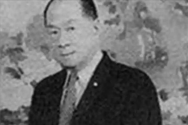 1992年，一生生性风流，飞扬跋扈的孔令侃在纽约公寓中去世，死时身边空无一人，独
