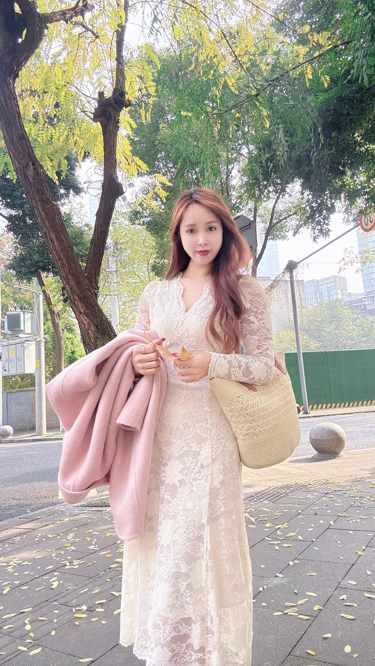 88年的🐉，离异多年才明白，穿破才是衣，到老才是妻，一婚也好，二婚也罢，今生共