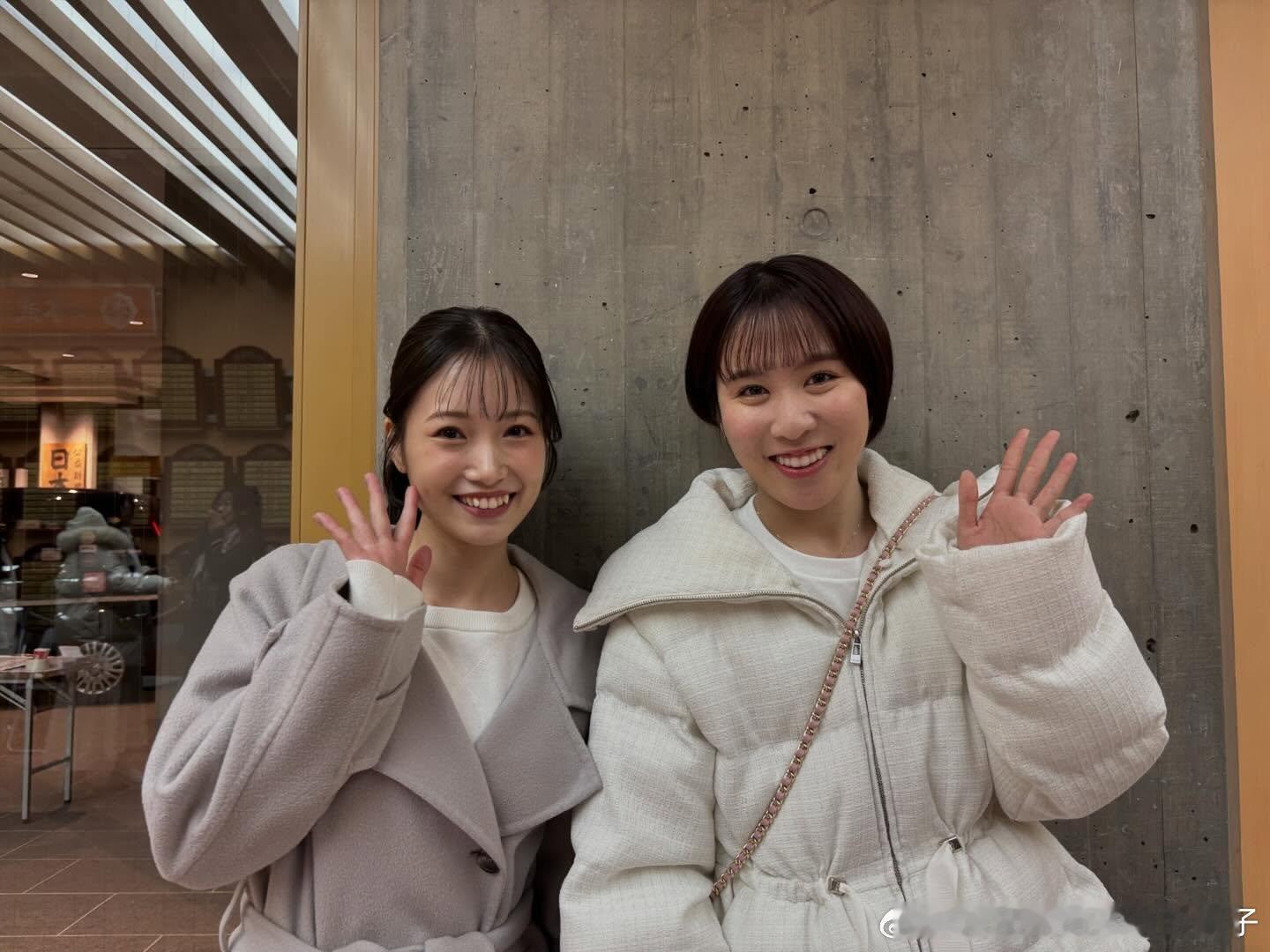 平野美宇：眼看2025年就要结束啦，把那些一直想发却没发的照片发出来咯♪这张是我