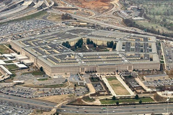 特朗普签署行政令允许美“国防部”用“战争部”称号引争议 当地时间9月5日，美国总