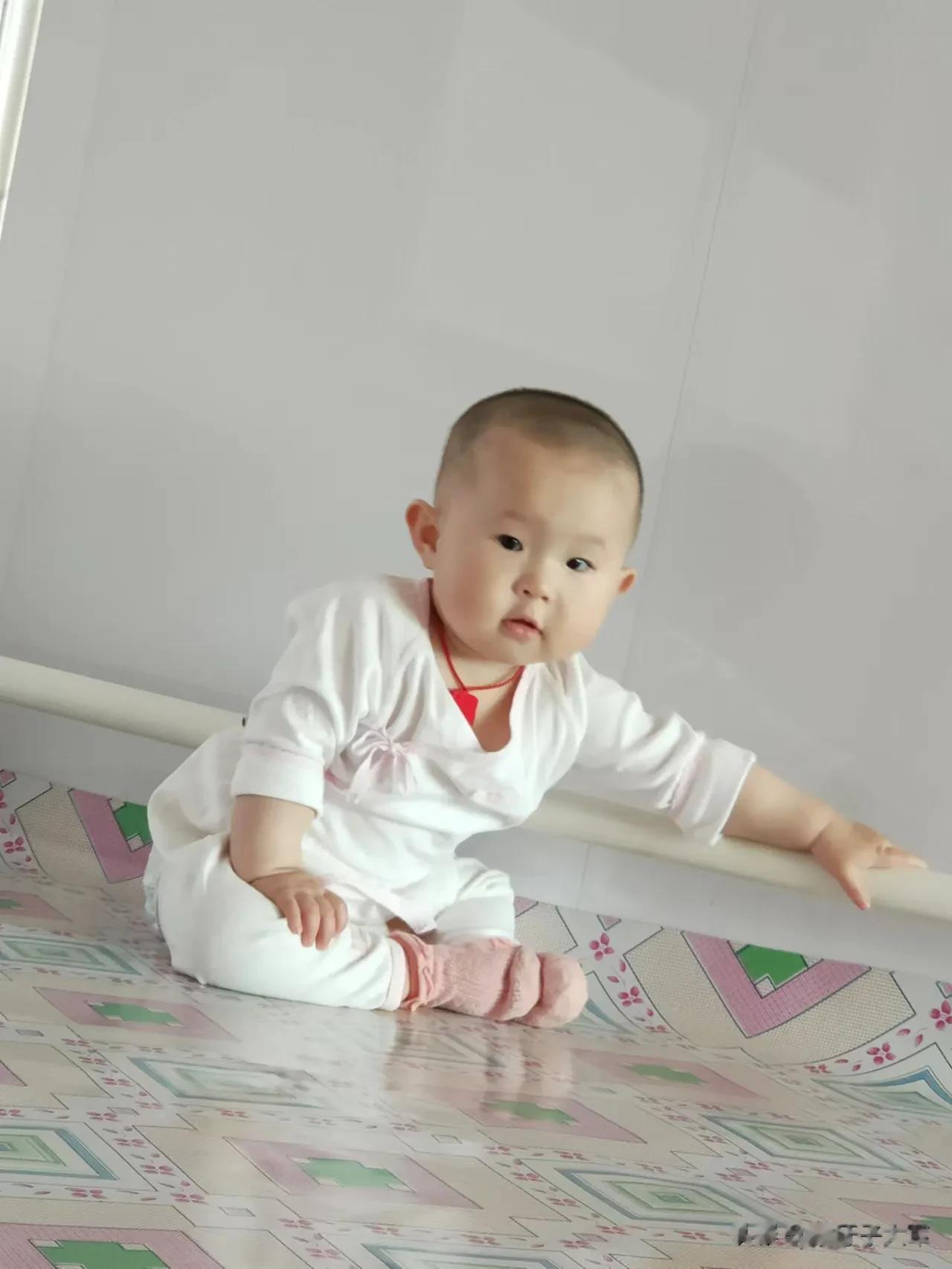 我回家了一天没看到我女儿就非常想