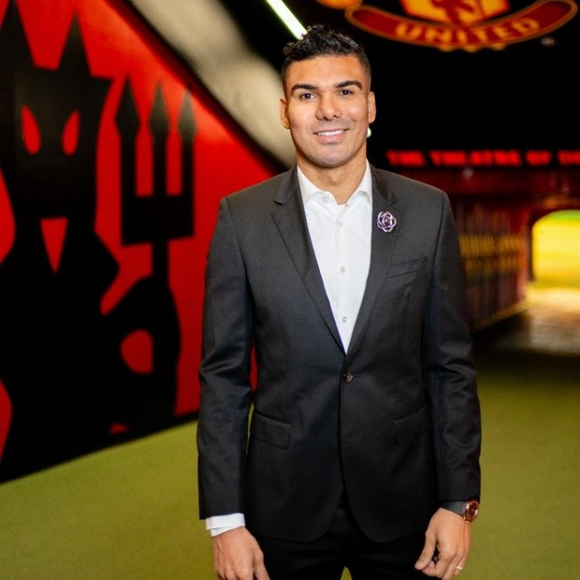 本周四，曼联与卡塞米罗同步发出预先告别，宣布双方将在本赛季结束后“分手”。33岁