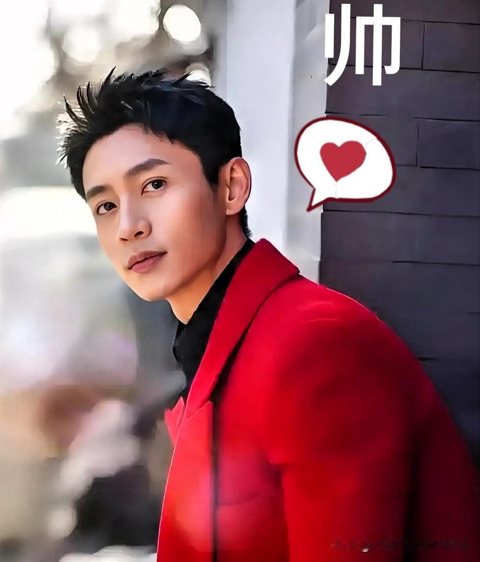 为什么聂曦是魏晨演的？

因为他不怕吃苦！为一个角色下意识的就有了小动作，为了角