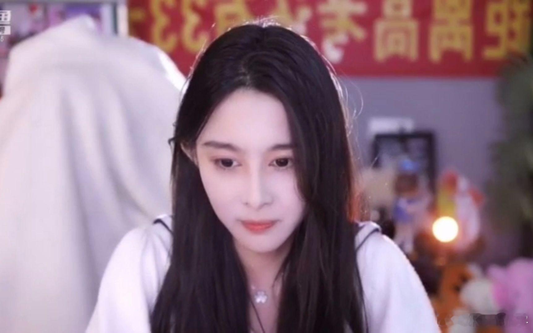 永远不要心疼女主播——果冻！这句话的含金量不断在提升！！dota2 ​​​