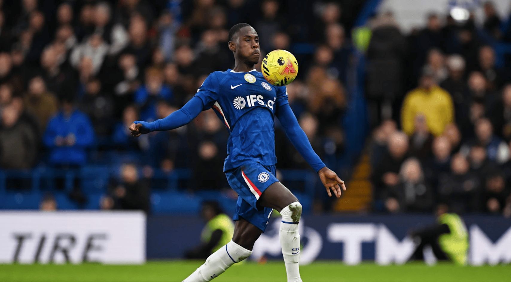 切尔西在本周末的英超联赛坐镇主场以1-1的比分与伯恩利握手言和，他们在最后阶段被