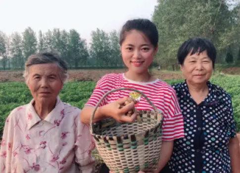 这是近期引发热议的乡村创业故事，主角是来自广西桂林的95后女生秦女士（秦雨）。她