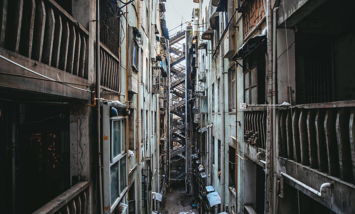 高层住宅一定是未来中国经济发展的一个雷。我发现，未来这些超过10层的小高楼，那真