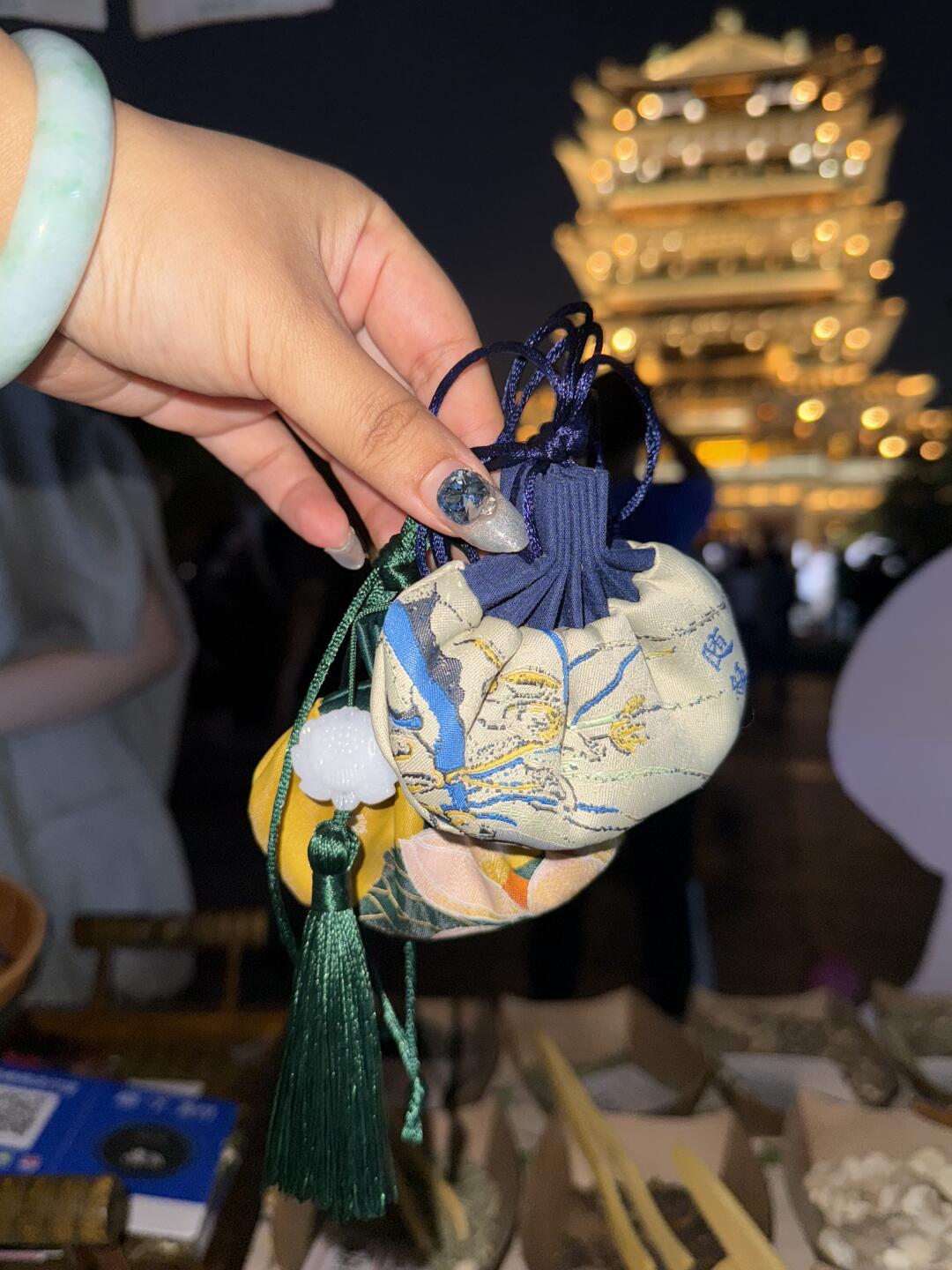 大济南！超然楼！🆓领香包⁉️