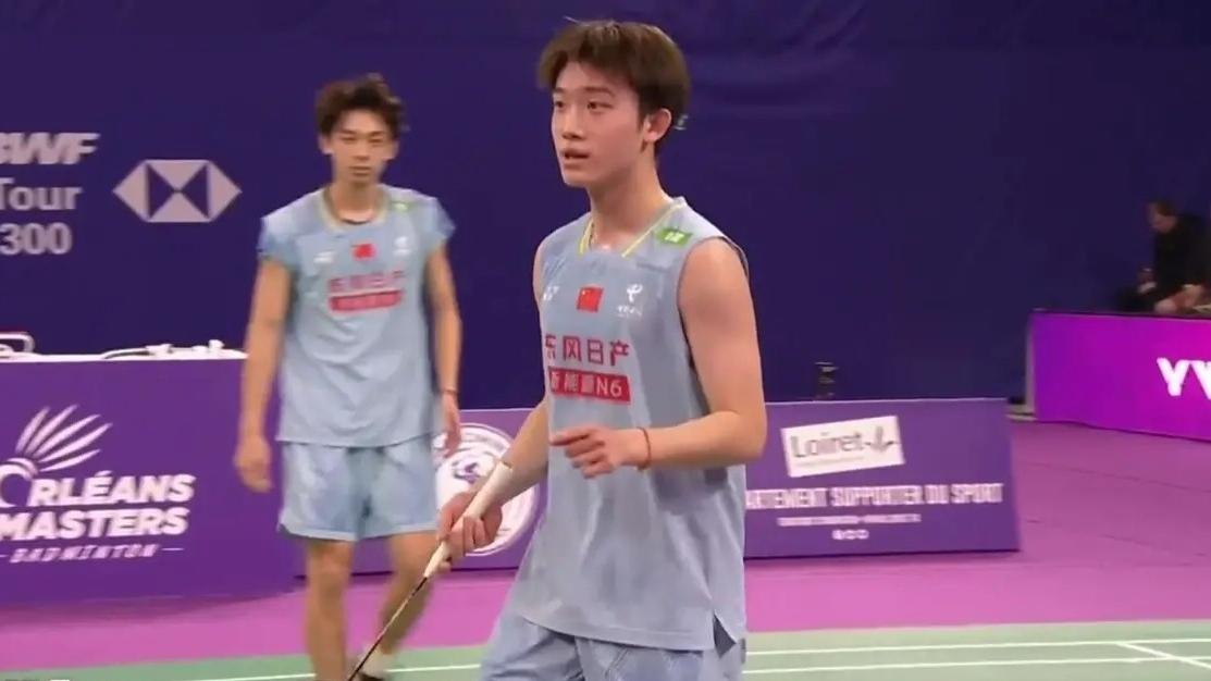 胡珂源/林祥毅首进超级300赛事男双决赛，看了他们的比赛，感觉胡珂源是年轻一代里