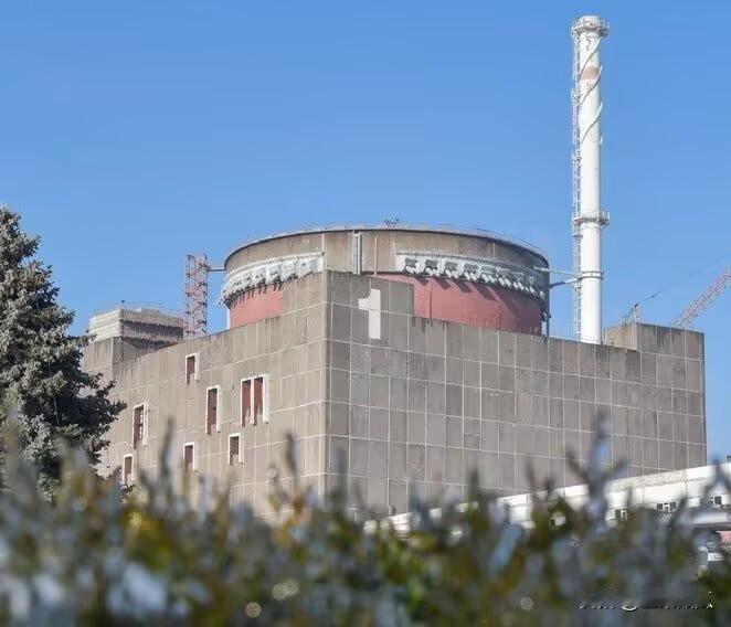 扎波罗热核电站危机。扎波罗热核电站通讯主管叶夫根尼娅·亚什娜表示，此次断电已持续