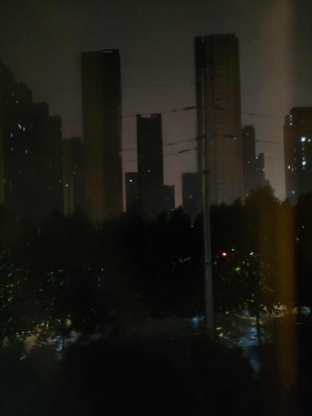 所有人感受雨声啊啊 