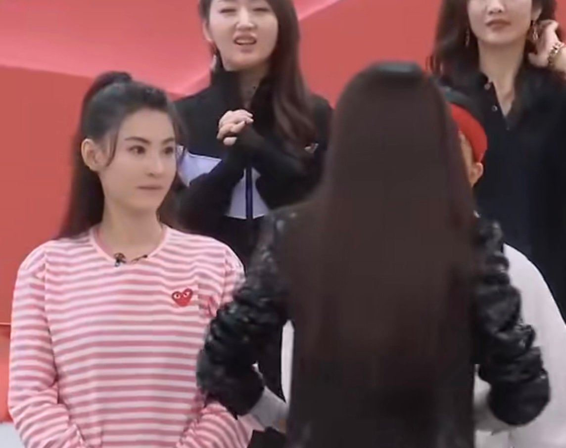 曾黎浪姐中能把张柏芝看晕浪姐中能把张柏芝看晕啊啊啊啊啊曾黎浪姐中能把张柏芝看晕 