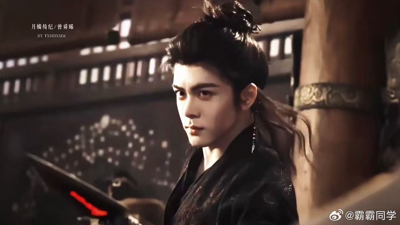 月鳞绮纪愚人节播月鳞绮纪愚人节播来真的月鳞绮纪惊喜来得太突然，实打实定档四月一日