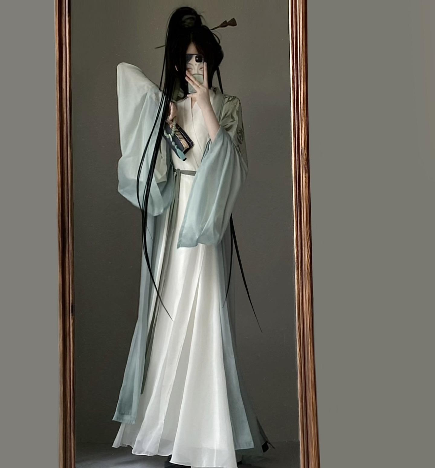 “叹人间一去风流唯少年”