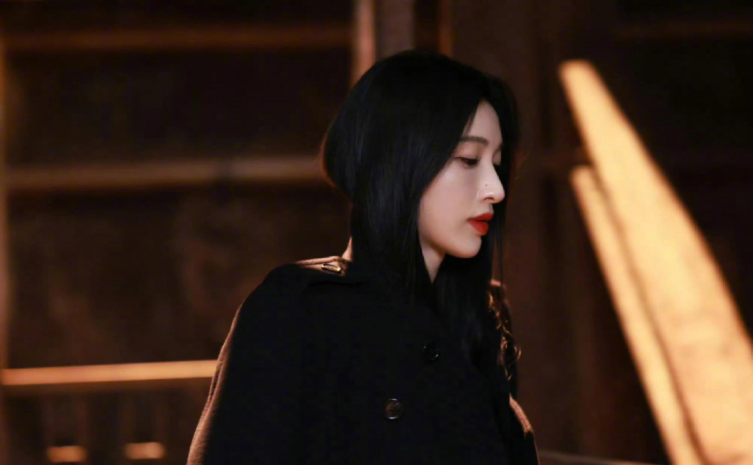 张俪 有演技的花瓶有颜值有演技这样的张俪谁能不爱。 