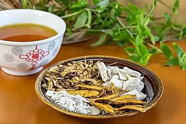 它才是真的止汗王，不管是脸汗、头汗、胸背汗都能止
 
最近的天是越来越热了，很多