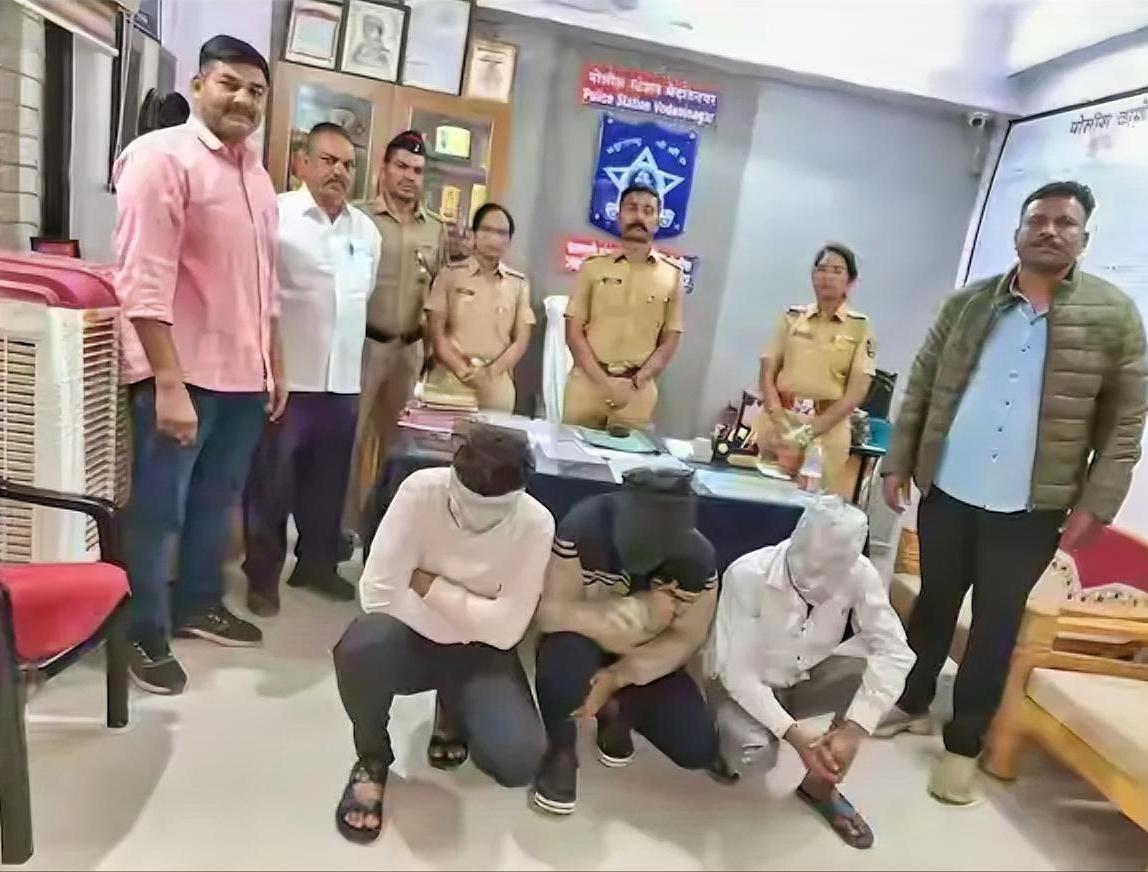 这种地方还有人天天吹捧？
一名女护士只因为敲错了酒店房间门，结果被3个男子拉进房