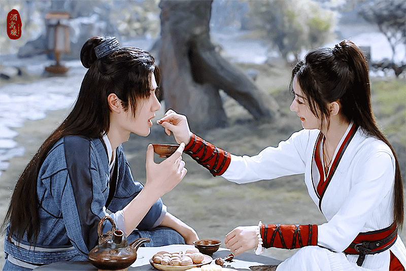 有翡居然五周年，赵丽颖刚生完孩子拍的，也是虫子最不愿提及的烂剧，无论从特效剧情都