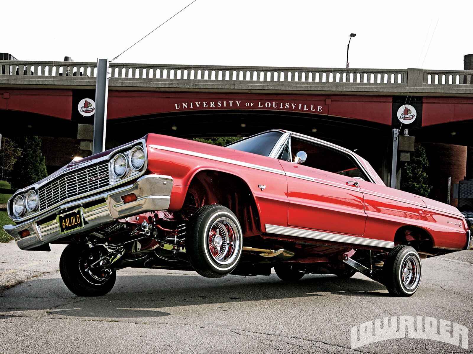 想驱动一台液压悬挂的Lowrider就需要这么多电瓶 ​​​