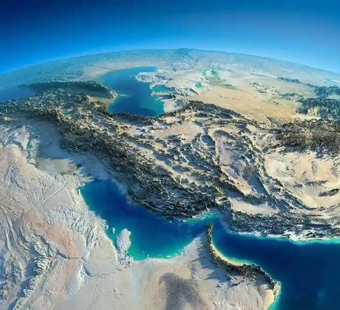 说美军可以地面入侵伊朗的，你给找出来个

可以进入伊朗的地面部队入口来？
网上总