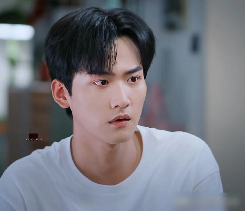 《狙击蝴蝶》岑衿表白李雾：我们重新在一起吧！真的是太甜了

事情其实挺简单：李雾