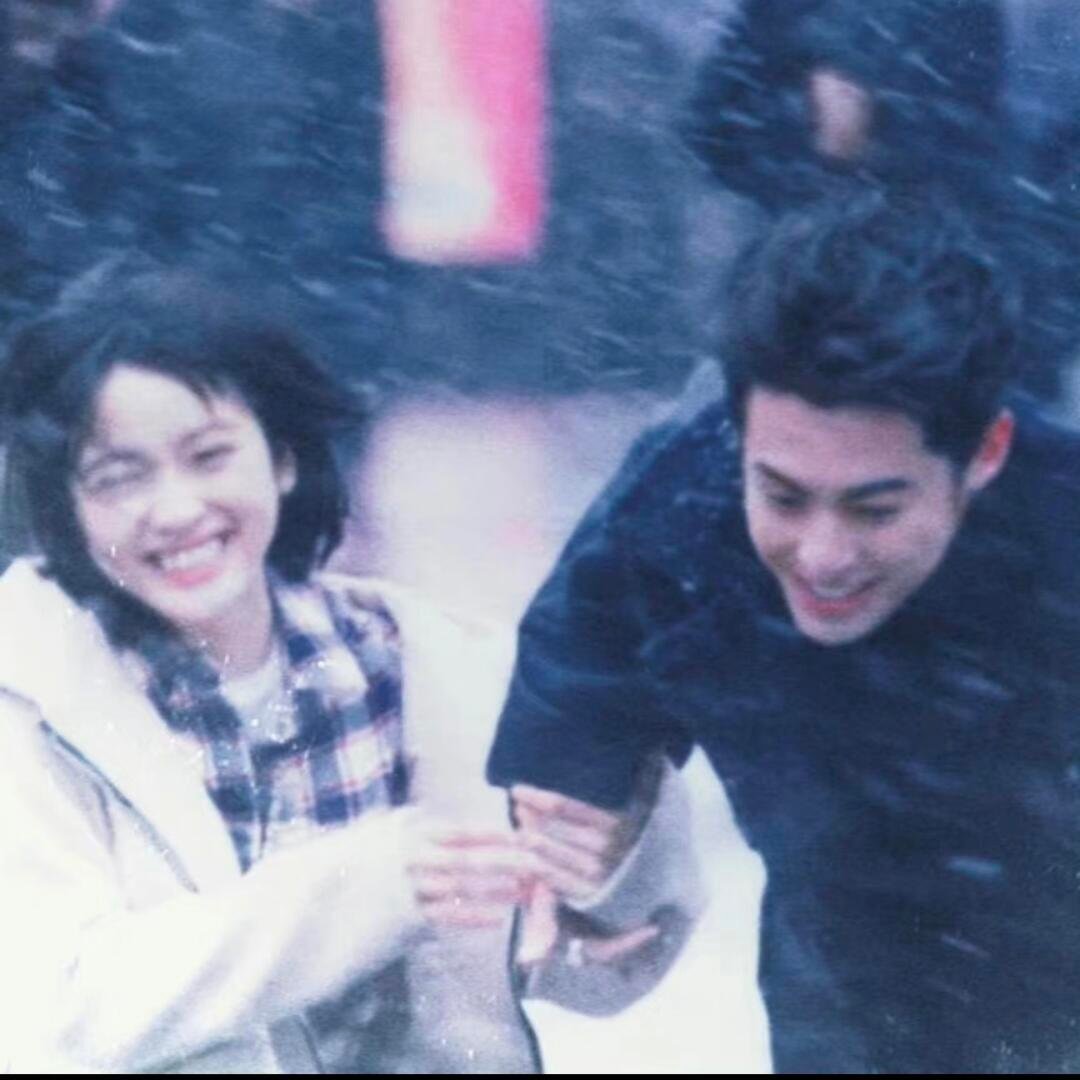 棣月系 从十八岁到二十七岁亲情也好友情也好爱情也好真情总难得长长久久最好！都越来