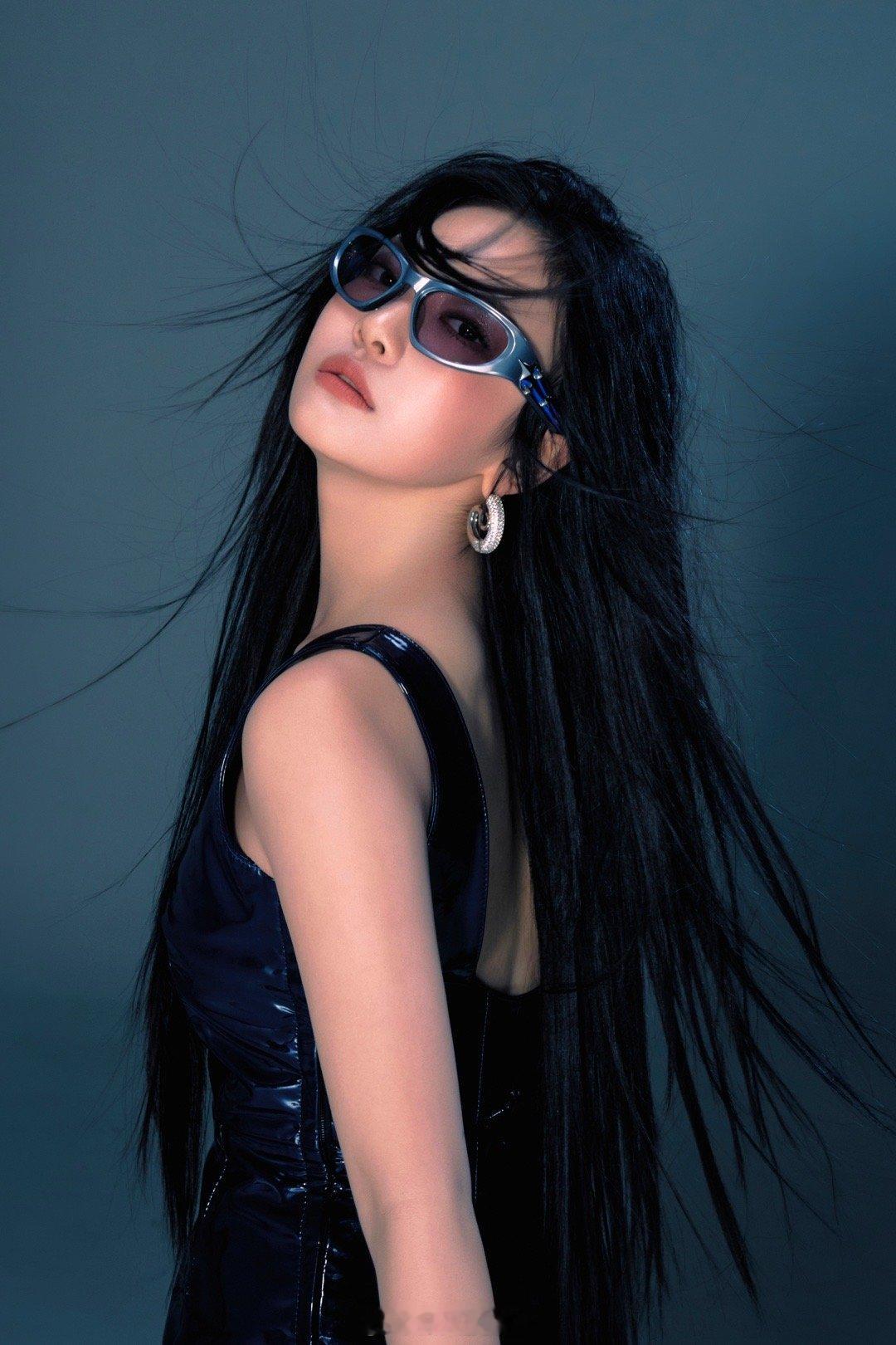 #aespa新专Y3K风格预告照# 封神了！封神 ​​​