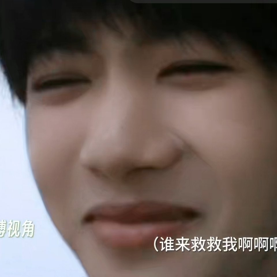 小萌妞画了个自己 