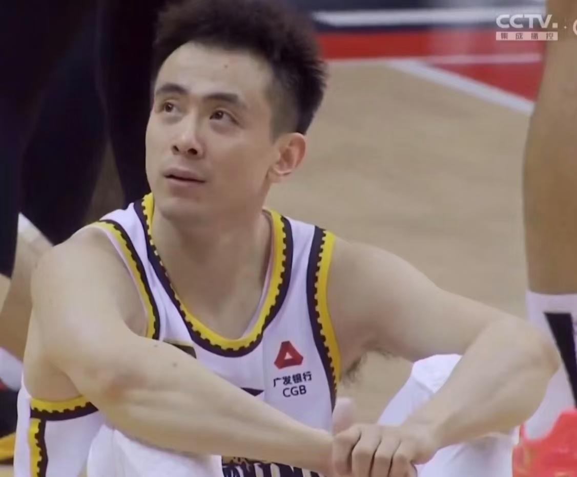 赵继伟只要回来，辽宁队就是另外一个球队，说白了三连败的原因就是核心缺位+细节上的