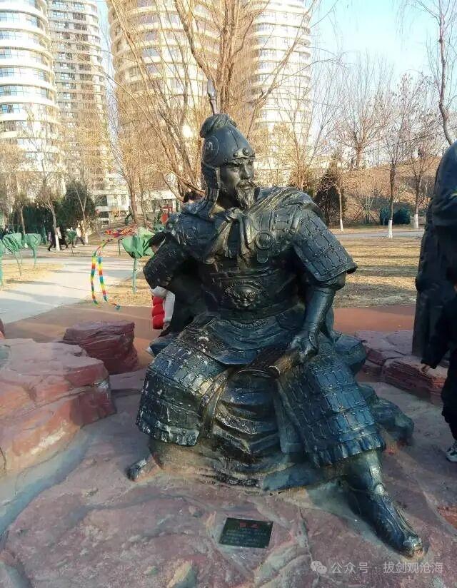 鲁智深，《水浒传》中唯一的光
 
翻开《水浒传》，一百单八将各有底色，有人被逼落