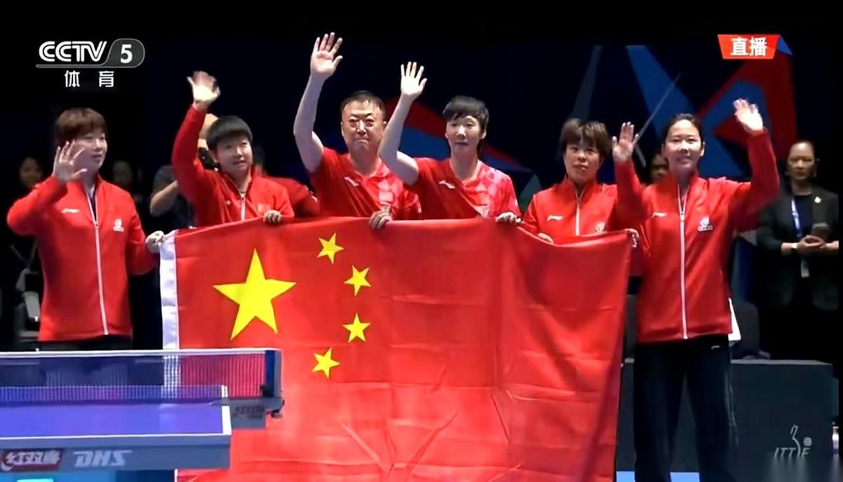 刚结束的伦敦世乒赛，奖金规则直接来了个大洗牌。
国乒男女团双冠，捧回280万人民