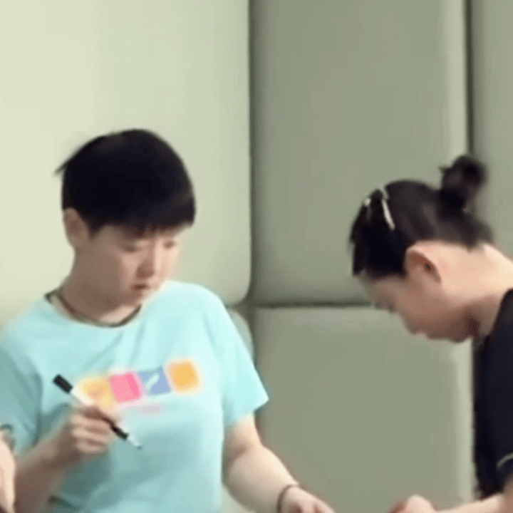超级潇洒～ 