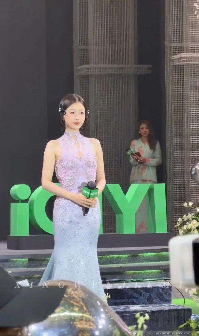 ysx大头还是别弄这种造型了 