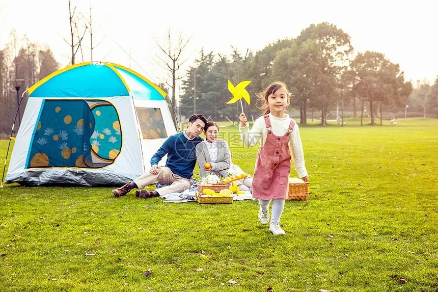 我在家门口过五一

五一小长假，每年的这个时候，总是让人翘首以盼。今年还是打算在