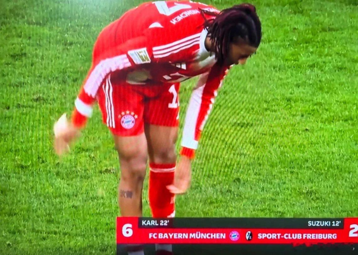 邁克爾·奧利塞小腿新紋身——「改善」🇫🇷俱樂部是不是最近伙食不好