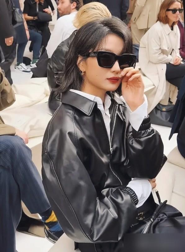 孙千在巴黎秀场赚翻，马思纯却白跑一趟？资本撕开了明星遮羞布！
 
孙千这次在CE