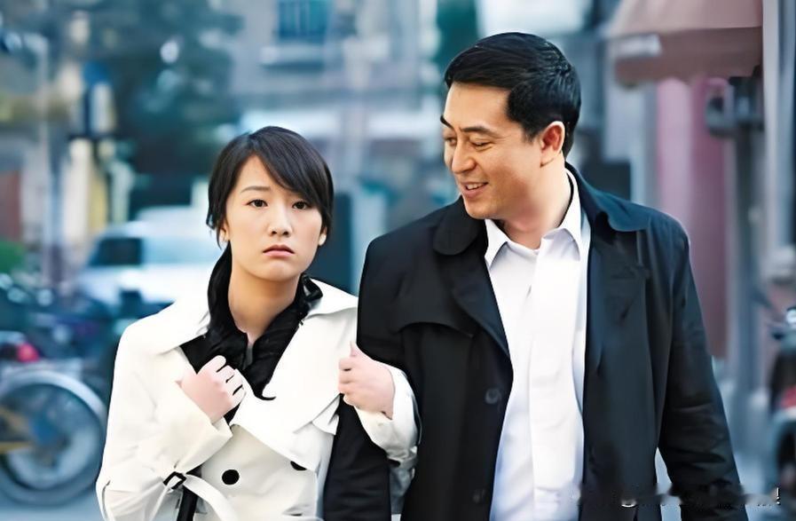 蜗居里，海藻亲眼见到宋思明的能量，惊呆了，从此对他死心塌地

海藻一开始是不信的