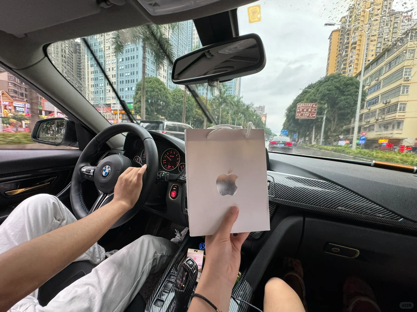 下雨天不想出门？马上安排