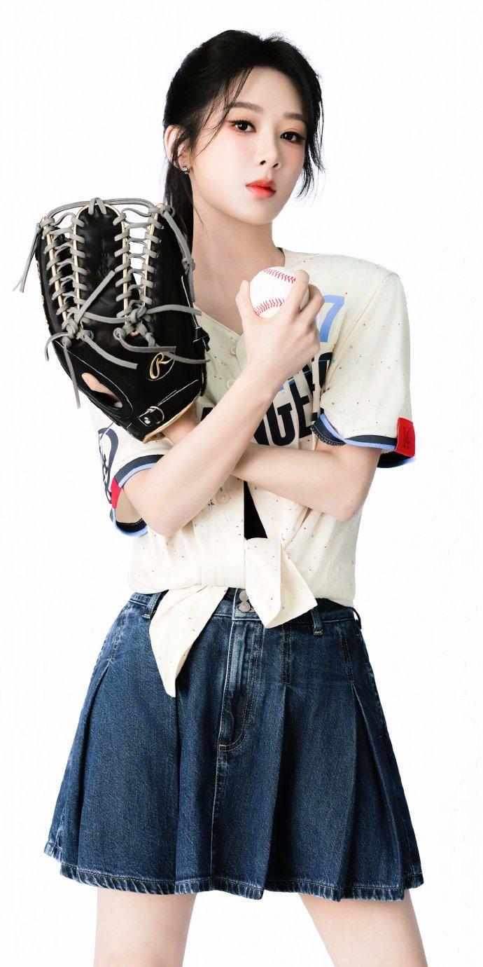 杨紫玉兰花开君再来 💜杨紫董竹君 你不是一本畅销书，但在我眼里是经典，很耐读，