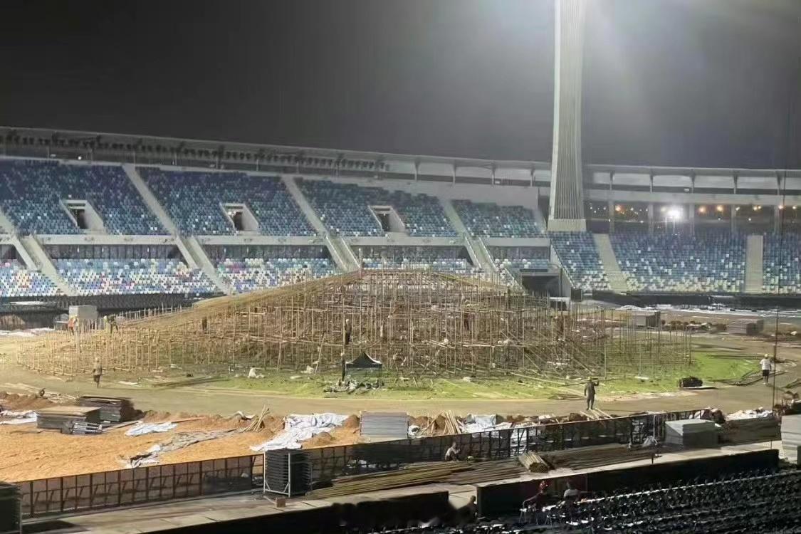 #侃爷试听会加场 YE造宇宙#海口加场三开，为音乐爱好者提供了更多享受侃爷音乐的