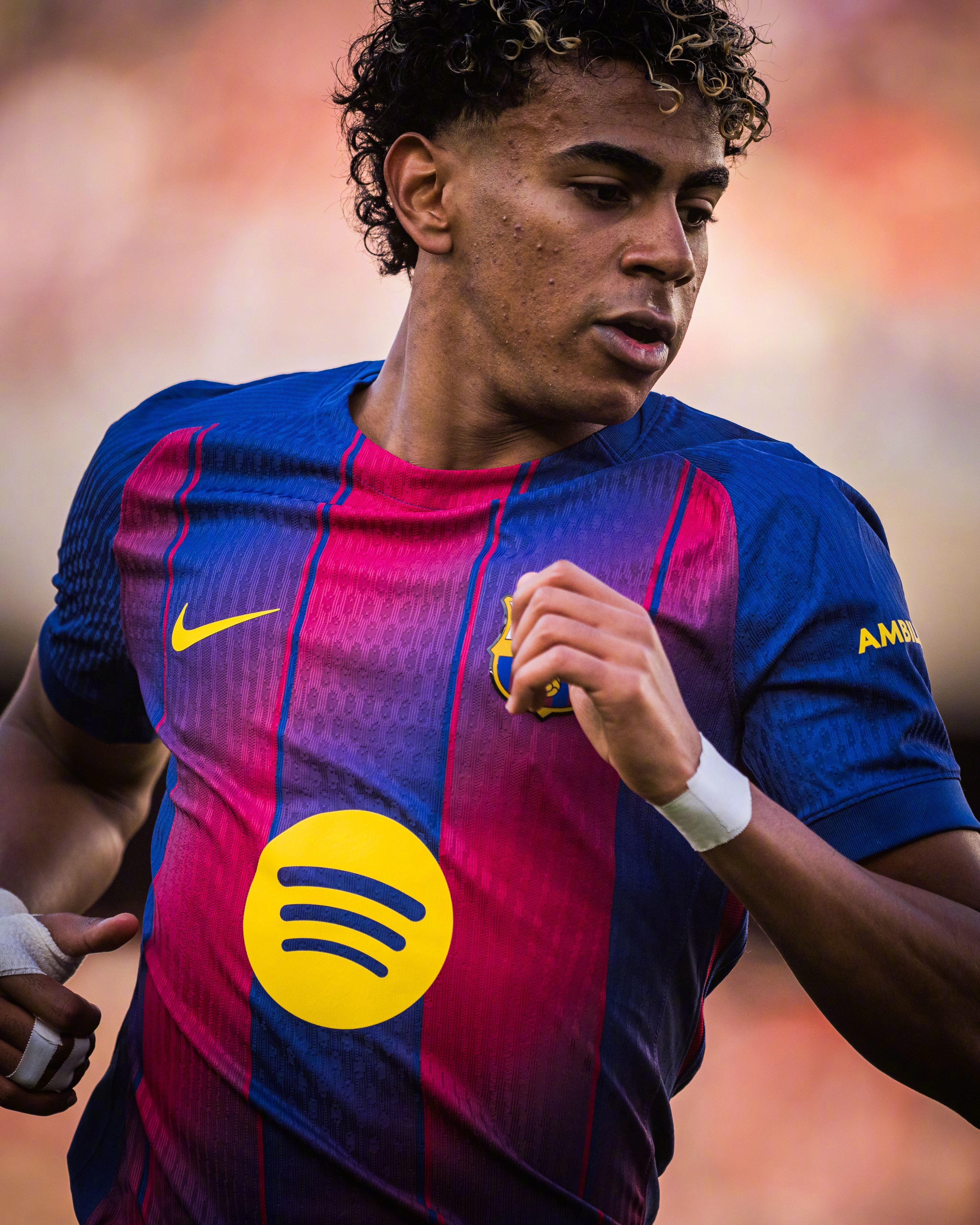 1️⃣8️⃣岁的年纪1️⃣0️⃣0️⃣场的胜利😎这是亚马尔这三年间带给我们的快