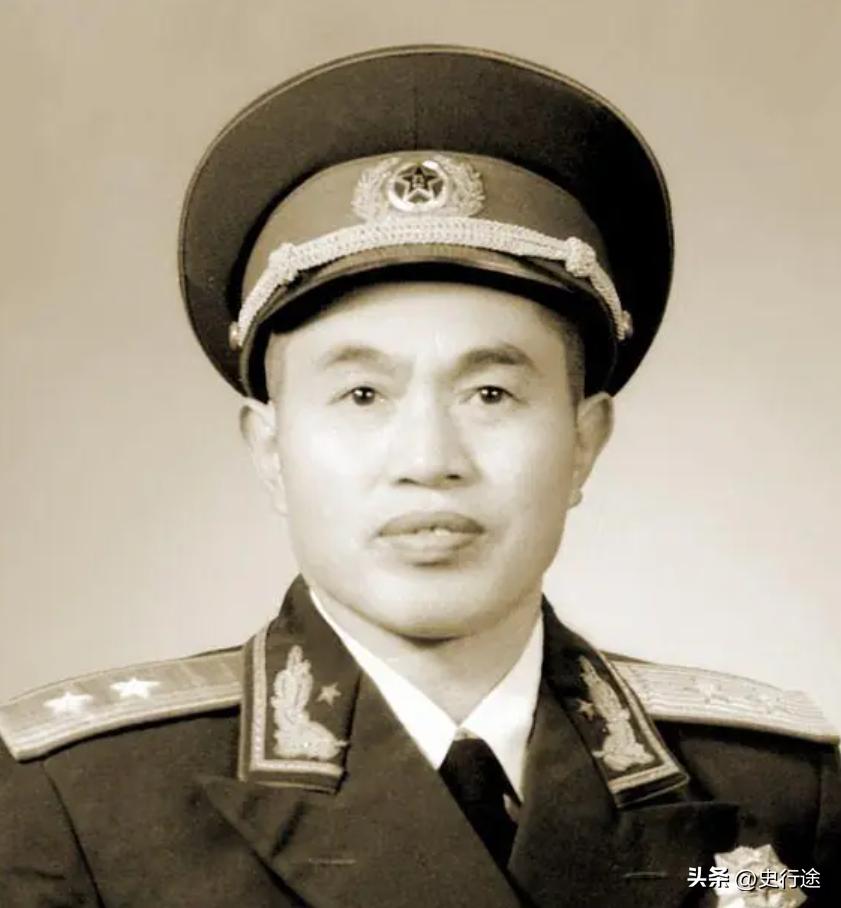 1955年授衔时原定授予他少将，毛主席特批 “皮有功，少晋中”，改授中将，他是谁