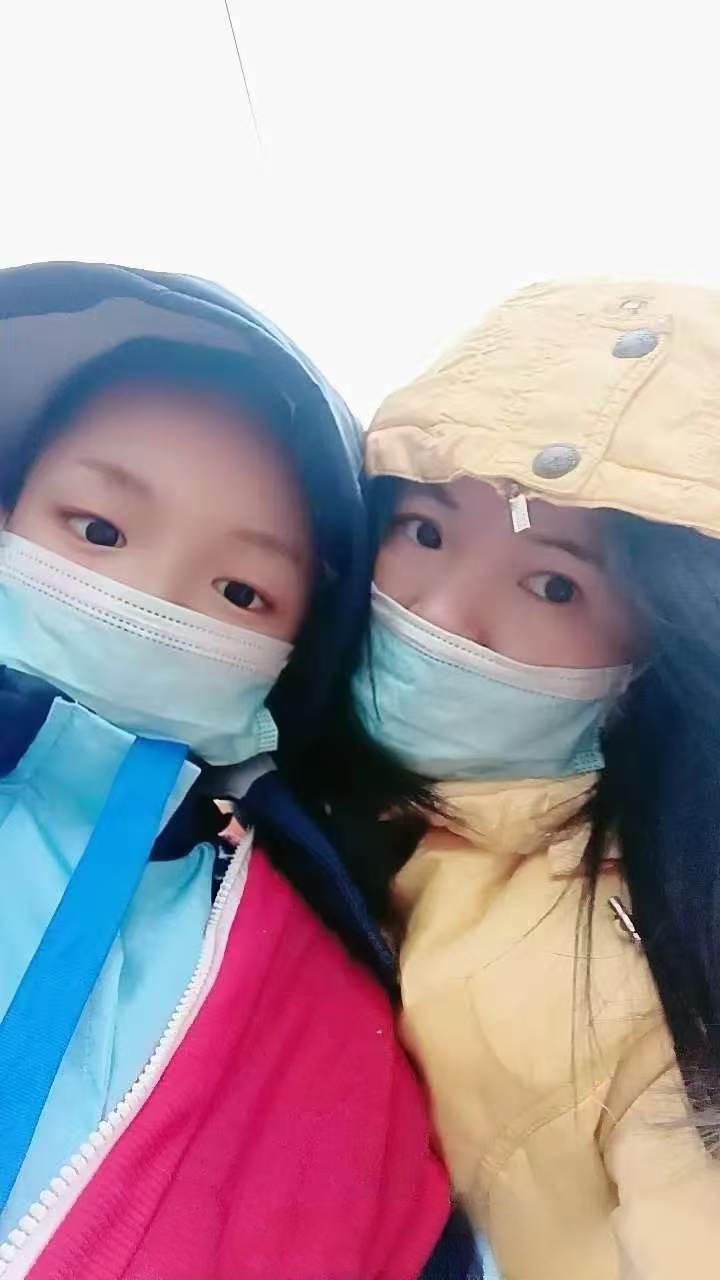 离婚的单亲妈妈带一个儿子真的不好嫁，如果好嫁，我早就带他嫁掉了，其实我们母子俩长